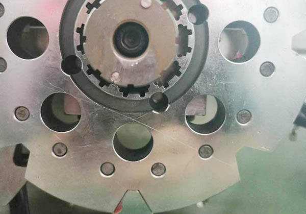 自動定子插紙機