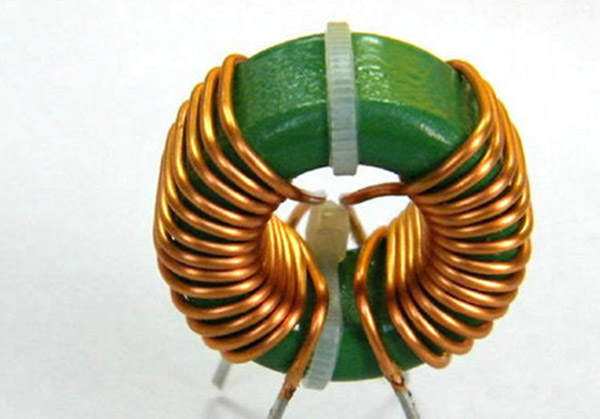 磁環繞線機工作原理