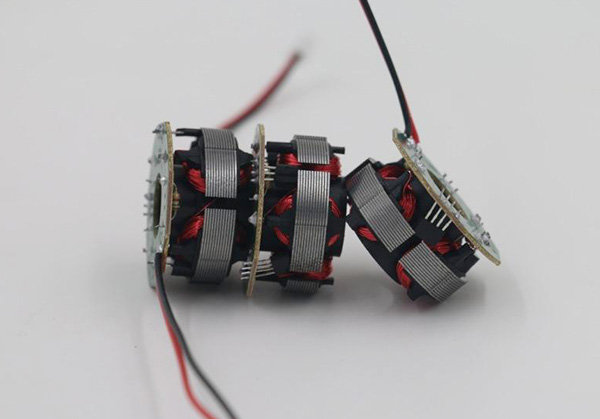 無刷風(fēng)扇工作原理